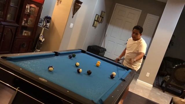 Pool Game #3 : RUNOUT смотреть онлайн