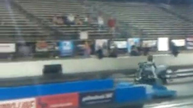 Test pass 5.16et @ 141mph nitrous dragbike.Fontaine Sparrow смотреть онлайн