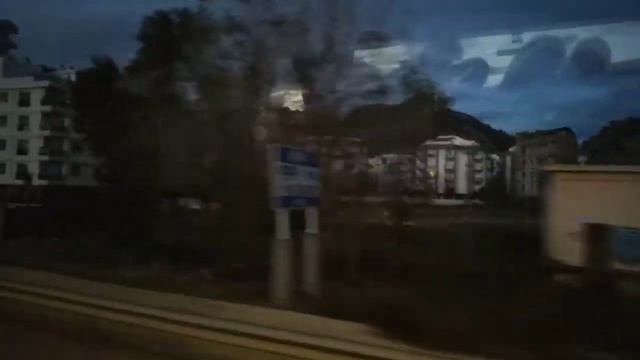 В Кемер от аэропорта Анталии — едем на автобусе в отель смотреть онлайн