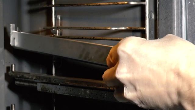 Как Установить Телескопические Направляющие в Духовку смотреть онлайн