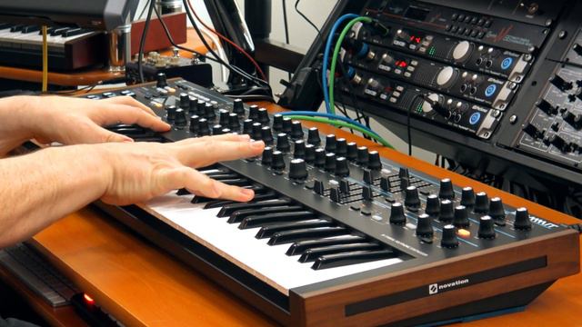 APEX Vol 1 - Novation Summit - Patches 17 to 32 - Dual Layer Stacks & Splits. смотреть онлайн