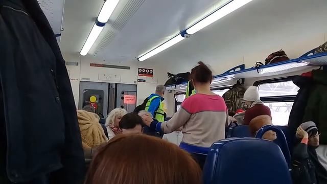 Песни в Электричке смотреть онлайн