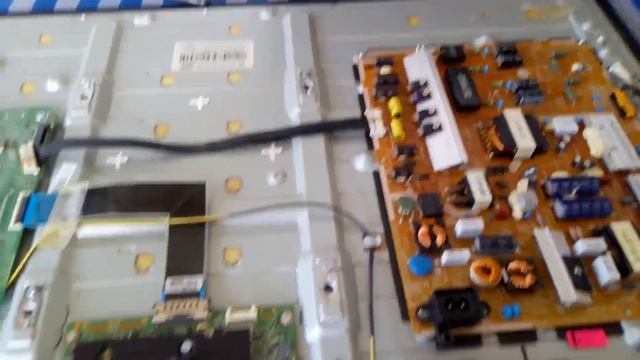 Smart-TV включается и сразу выключается. смотреть онлайн