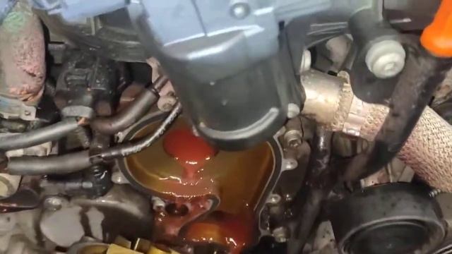 Audi Q7 - Water pump replacement смотреть онлайн