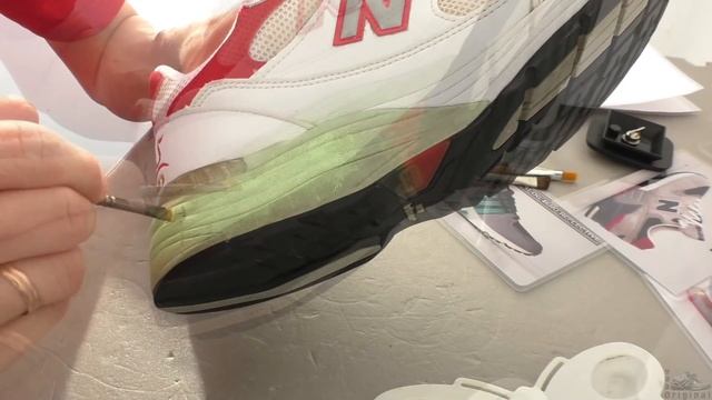 Почему гниёт подошва у New Balance 990/991/992/993 и как это исправить?! смотреть онлайн