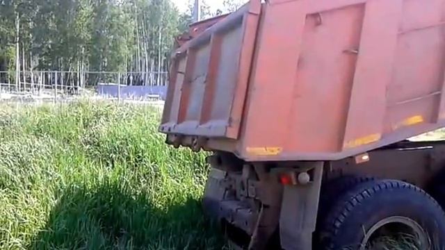 УралАвтоСтрой. Доставка щебня мраморного 20-40 смотреть онлайн