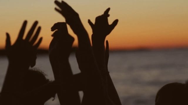 Почему правшей больше чем левшей? смотреть онлайн