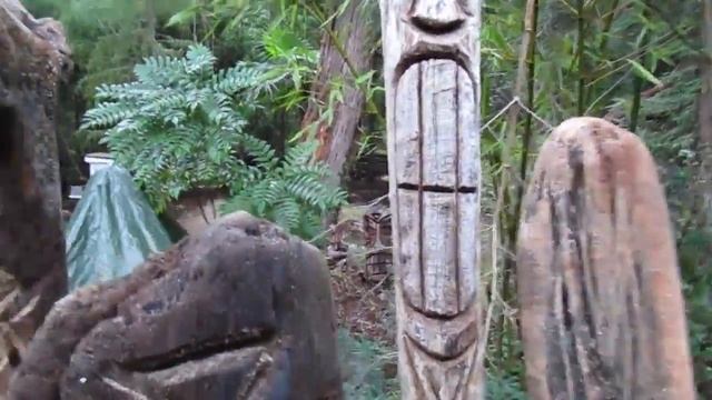 Tiki Totems смотреть онлайн