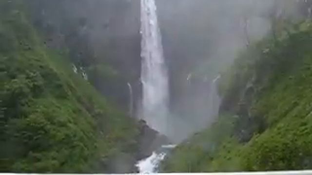 Никко. Водопад Кегон. 華厳滝 смотреть онлайн