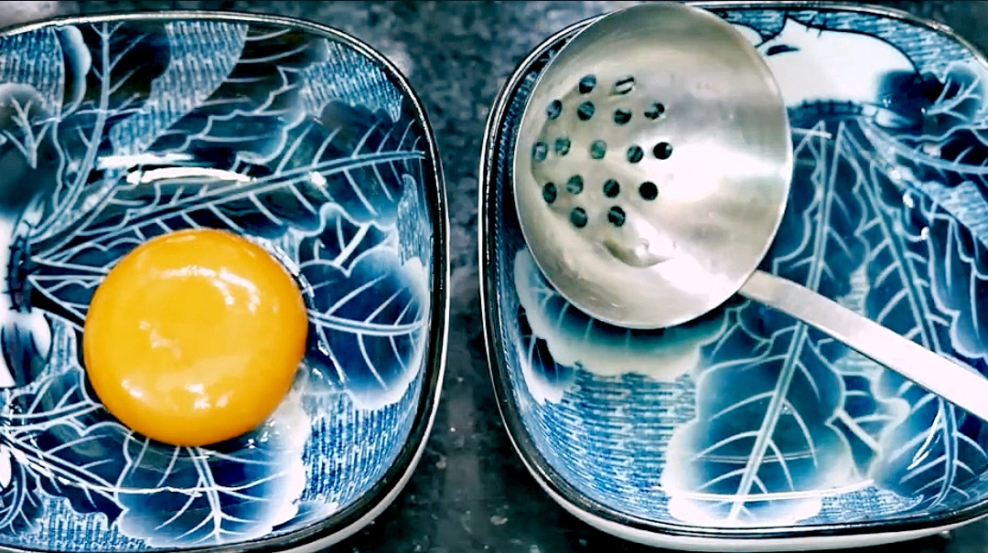 Самые простые способы отделить желток от белка смотреть онлайн