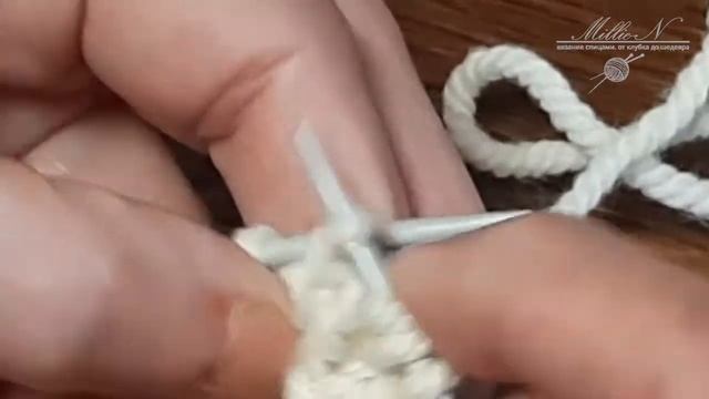 УРОКИ ВЯЗАНИЯ СПИЦАМИ: Техника прибавления петель из петли предыдущего ряда смотреть онлайн