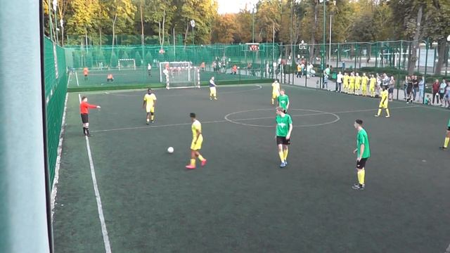 12 КХ 7 лига финал за 1 место Радмир - Абитуриенты ХНУ 1 тайм смотреть онлайн