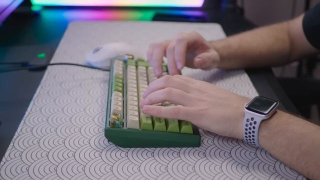 ⌨️ ЭТО КЛАВИАТУРА из ВЛАСТЕЛИНА КОЛЕЦ! смотреть онлайн