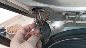 Не открывается багажник  Megane 2,  ремонт своими руками.