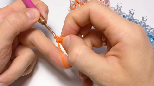 НЕВЕСТА из резинок Rainbow Loom Bands. Урок 376 | Bride Rainbow Loom смотреть онлайн