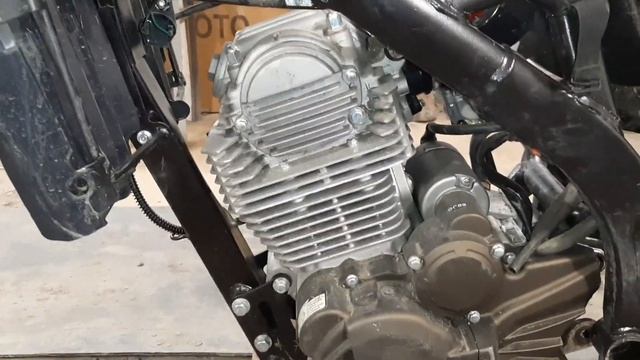 Разобрал Regulmoto zr250. Что с ним стало за 2500 км. смотреть онлайн