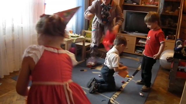 Карлсон - встречаем Дашенькин ДР, нам 4 годика смотреть онлайн