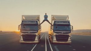 Жан Клод Ван Дамм реклама Volvo Trucks | Шпагат в движении!