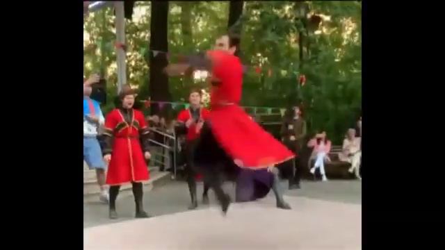 First COSSACK Vs BREAKDANCE Battle! (Must watch) смотреть онлайн
