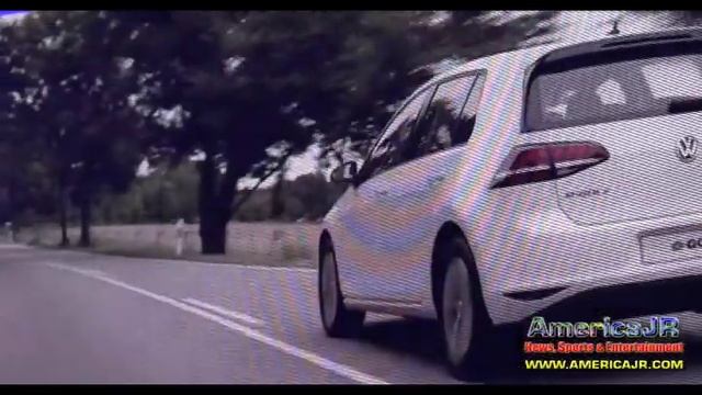 2014 NAIAS: Volkswagen Beetle Dune Concept, 2015 Golf R And Passat BlueMotion Concept