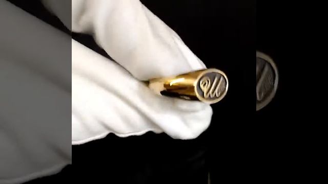 Мужское кольцо-печатка из красного золота с площадкой, чернением и инициалами смотреть онлайн