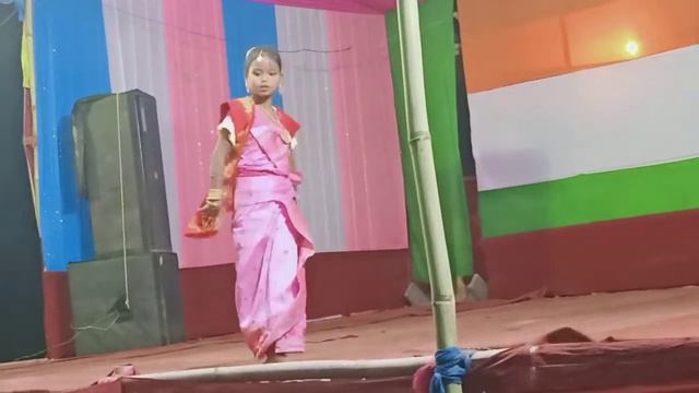 Jamuna Boro Gobardhana смотреть онлайн