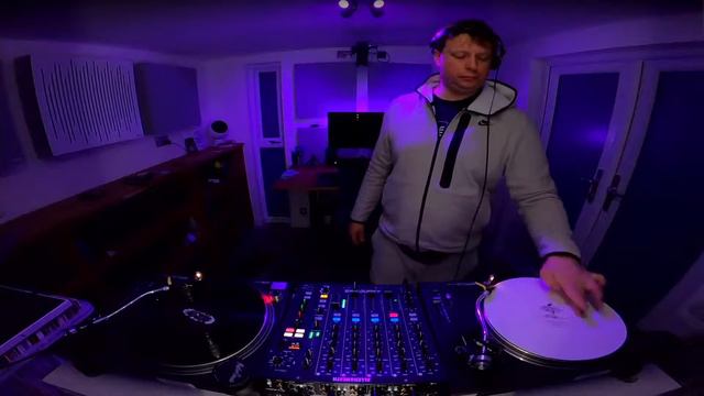 Hardgroove Techno DJ Set  | 100% Vinyl | Xone PX5