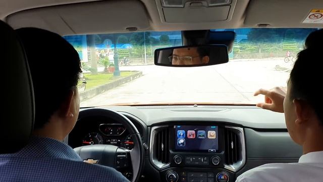 Định Mua Xe Ford Ranger Lái Thử CHEVROLET COLORADO 2019 | Nên Mua FORD hay CHEVROLET | Test Drive смотреть онлайн