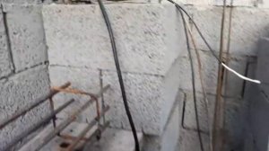 Перемычка на гаражные ворота и столбики для забора из бетона своими руками.