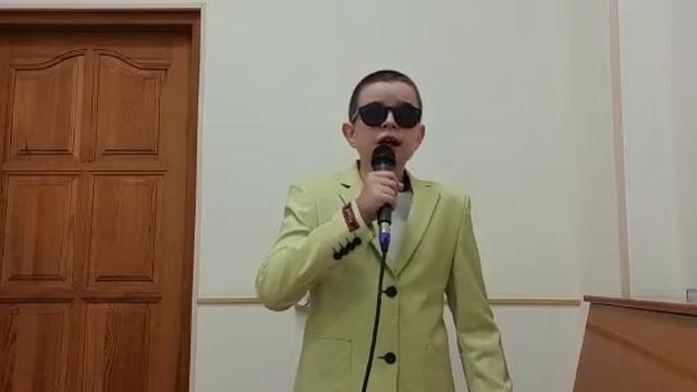 "Жизнь прекрасна" исполняет Артём Попов. Слова и музыка Екатерина Сафонова смотреть онлайн