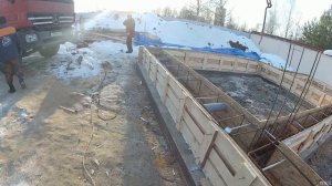 Как правильно и качественно сделать опалубку для ленточного фундамента!?