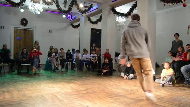 Молодежный фестиваль «Electro Battle» по Брейк - дансу. смотреть онлайн