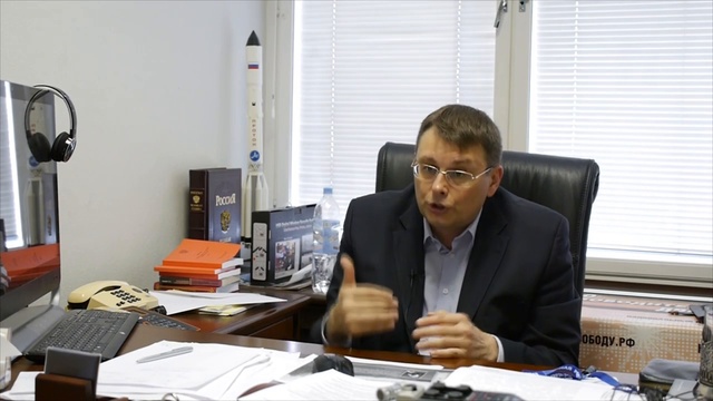 Теракт в Ницце. Саммит НАТО. Миронов за изменение Конституции Евгений Фёдоров 15.16 смотреть онлайн