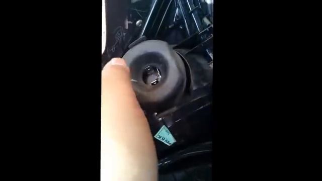 Cambio De Focos Y Alineacion (acomodo) Del Faro En  Honda CB Invicta 150