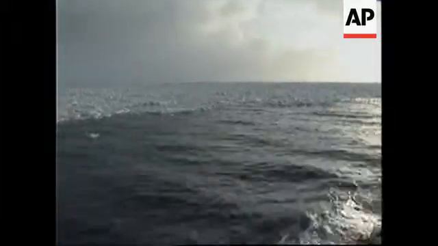 JAPAN: HOKKAIDO: DRIFT ICE ENGULFING NORTHERN SHORES смотреть онлайн