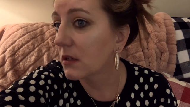 Vlogmas day 19 #allurebeautybox, #vlogmasday19, смотреть онлайн