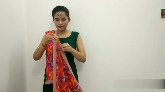 सर पे पल्लू के साथ कैसे स्टाइलिश दिखे/दुपट्टा सर पर लेने के10 बेहतरीन स्टाइल/How to Wear Dupatta смотреть онлайн