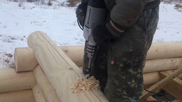засверливание в бревне отверстий под нагеля смотреть онлайн