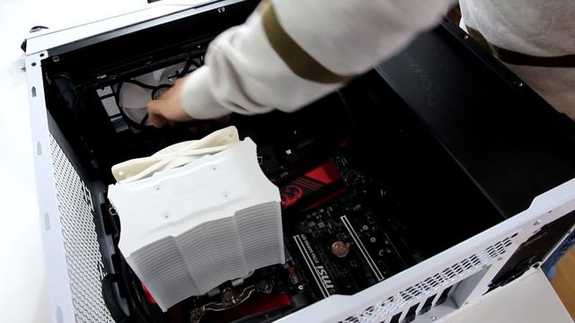 mein *NEUES* Spielzeug! - MSI GeForce RTX 2080 | WeissCam  смотреть онлайн