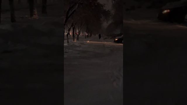 Курьер глово как устроена. Короткий день. Первый влог смотреть онлайн