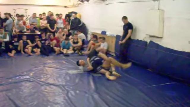 Денис - Виталий. Грэпплинг. 25.12.11. смотреть онлайн