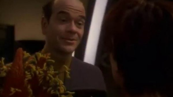 ENF - Chase Masterson Loses Her Towel