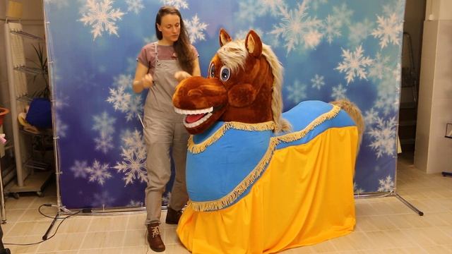 Ростовая кукла Лошадь на двух аниматоров/актёров ЧАСТЬ II смотреть онлайн