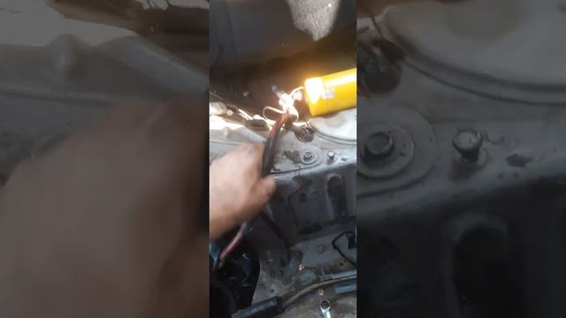 снятие стартера двигатель тд27 Nissan Caravan 94 г.в смотреть онлайн