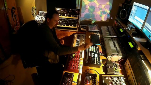 Dub Techno Live Studio Jam / Session #5 - Behringer Model D | Pittsb.Lifeforms | Cubase смотреть онлайн