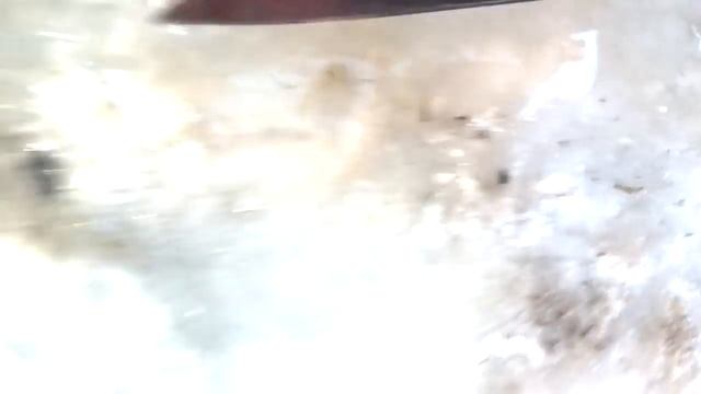 Что будет если замкнуть клеммы на аккумуляторе. смотреть онлайн