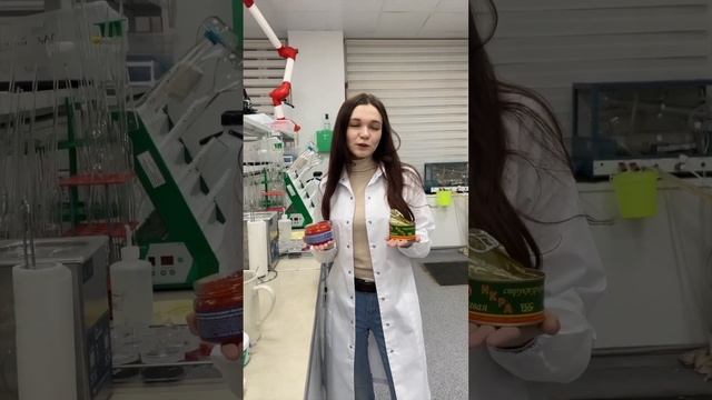 Разбираемся в икре. Какая икра фальшивая? #shorts смотреть онлайн