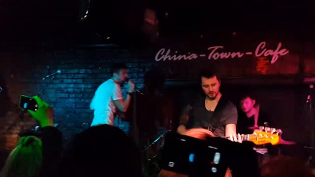 Top-Display! - Последние минуты (live in China-Town-Cafe, 20.12.2014) смотреть онлайн