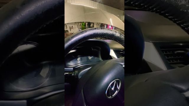 2s. Снова затроил Hyundai Solaris!!! смотреть онлайн