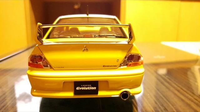 Mitsubishi Lancer Evolution VIII Super A 1/18 смотреть онлайн